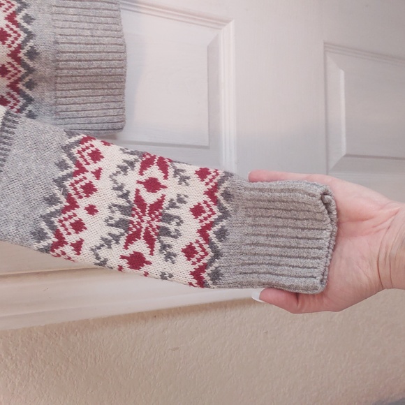 Ruby Moon Hearts Winter Hoodie Sweater - Picture 3 of 10